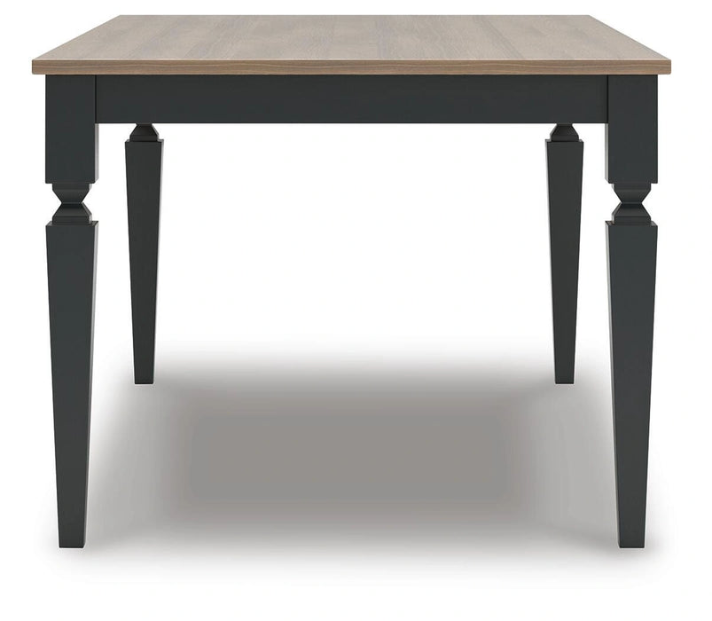 Plazaton Dining Table