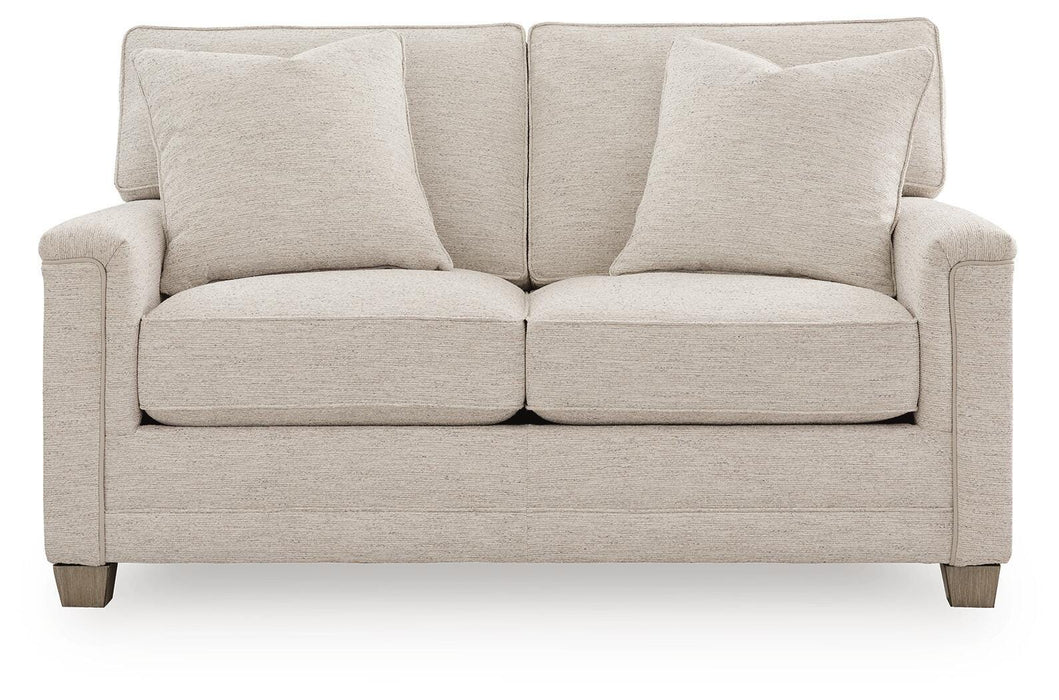 Lockeshart Loveseat