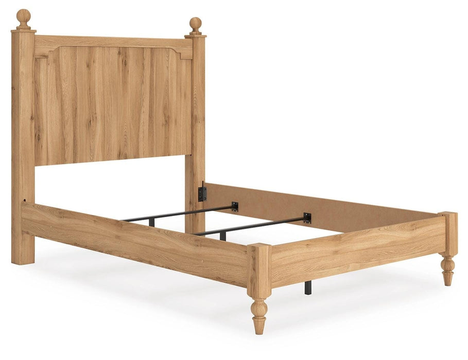 Galletyn Panel Bed